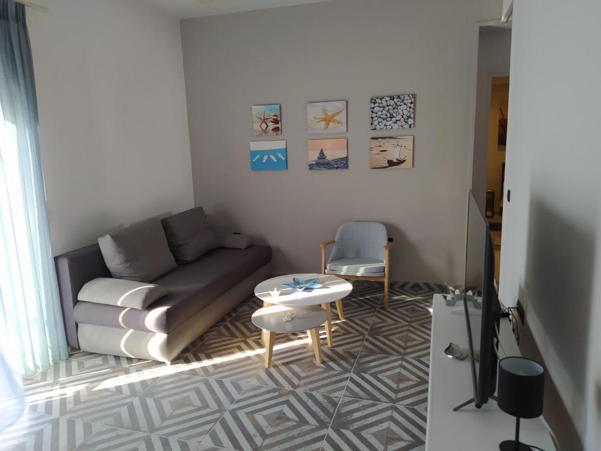 F & P Apartment Kardamena  エクステリア 写真